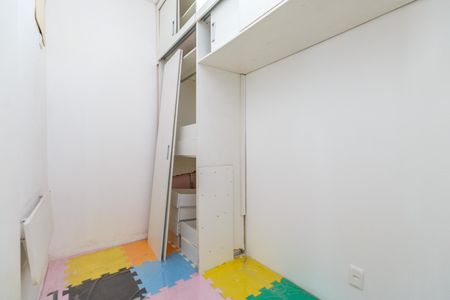 Apartamento à venda com 60m², 2 quartos e 1 vagaQuarto Revertido