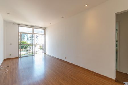 Sala de apartamento à venda com 2 quartos, 60m² em Grajaú, Rio de Janeiro