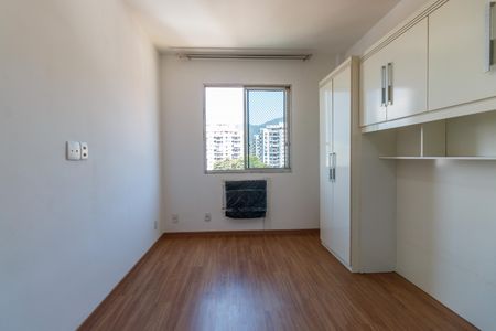 Quarto 1 de apartamento à venda com 2 quartos, 60m² em Grajaú, Rio de Janeiro