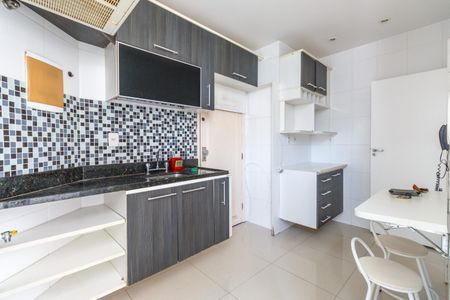 Apartamento à venda com 60m², 2 quartos e 1 vagaCozinha