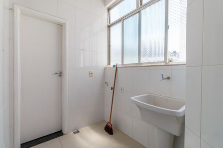Apartamento à venda com 60m², 2 quartos e 1 vagaÁrea de Serviço