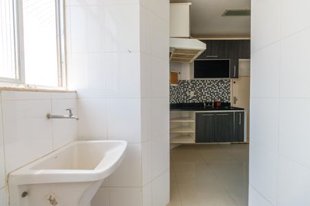 Apartamento à venda com 60m², 2 quartos e 1 vagaÁrea de Serviço