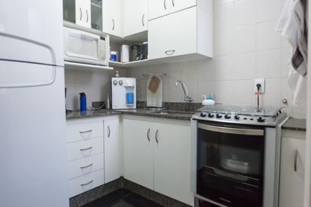 Apartamento à venda com 77m², 3 quartos e 2 vagas Apartamento à venda com 77m², 3 quartos e 2 vagasCozinha
