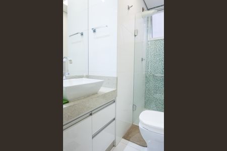 Apartamento à venda com 77m², 3 quartos e 2 vagas Apartamento à venda com 77m², 3 quartos e 2 vagasBanheiro Social