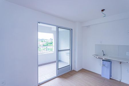 Apartamento para alugar com 35m², 2 quartos e sem vaga Apartamento para alugar com 35m², 2 quartos e sem vagaSala e cozinha