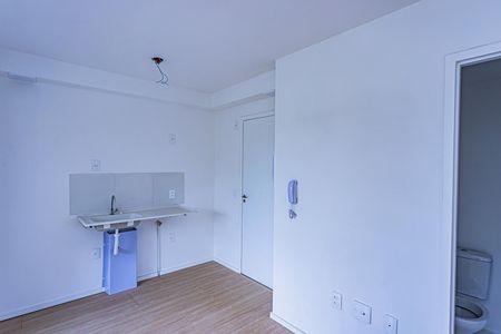 Apartamento para alugar com 35m², 2 quartos e sem vaga Apartamento para alugar com 35m², 2 quartos e sem vagaSala e cozinha