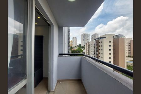 Sala de apartamento para alugar com 3 quartos, 75m² em Jardim Consorcio, São Paulo