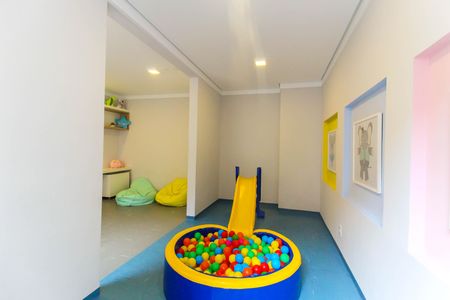 Apartamento para alugar com 33m², 2 quartos e sem vaga Apartamento para alugar com 33m², 2 quartos e sem vagaBrinquedoteca