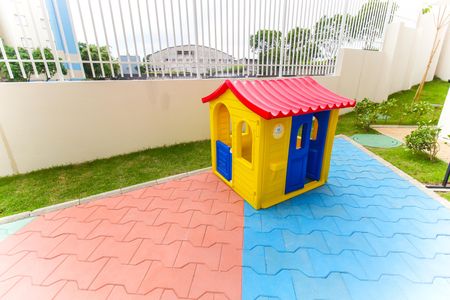 Apartamento para alugar com 33m², 2 quartos e sem vaga Apartamento para alugar com 33m², 2 quartos e sem vagaPlayground