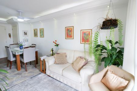 Sala de apartamento para alugar com 3 quartos, 92m² em Vila Cordeiro, São Paulo