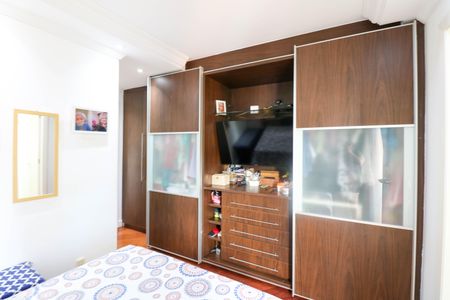 Apartamento à venda com 92m², 3 quartos e 2 vagas Apartamento à venda com 92m², 3 quartos e 2 vagasQuarto 3 - Suíte