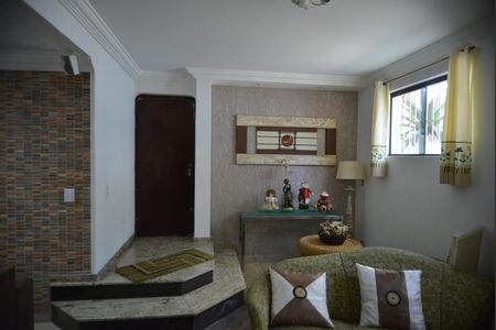 Sala de casa à venda com 3 quartos, 230m² em Vila Homero Thon, Santo André