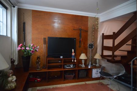 Casa à venda com 230m², 3 quartos e 4 vagasSala 2