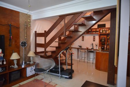 Casa à venda com 230m², 3 quartos e 4 vagasSala 2