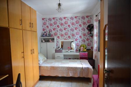 Casa à venda com 230m², 3 quartos e 4 vagasQuarto 1