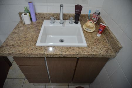 Casa à venda com 230m², 3 quartos e 4 vagasBanheiro da Suíte