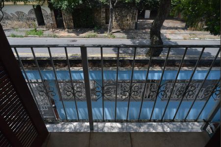 Casa à venda com 230m², 3 quartos e 4 vagasVista da Sacada