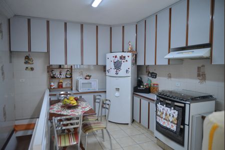 Casa à venda com 230m², 3 quartos e 4 vagasCozinha