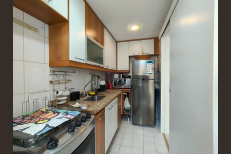 Apartamento à venda com 60m², 2 quartos e 1 vagaCozinha e Área de Serviço