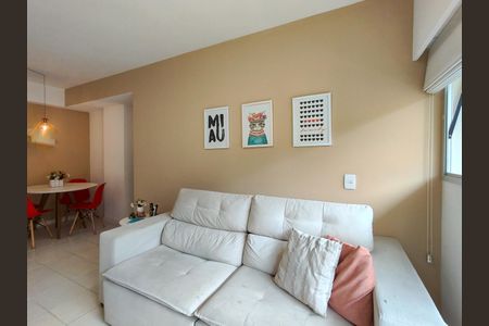 Sala de apartamento à venda com 2 quartos, 60m² em Vila Isabel, Rio de Janeiro