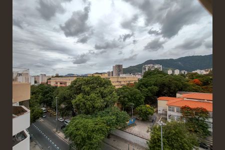 Apartamento à venda com 60m², 2 quartos e 1 vagaVista do Terraço