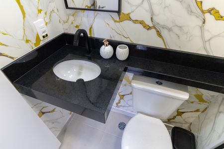 Apartamento à venda com 37m², 2 quartos e sem vagaBanheiro 