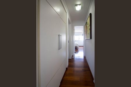 Apartamento à venda com 139m², 3 quartos e 3 vagas Apartamento à venda com 139m², 3 quartos e 3 vagasCorredor