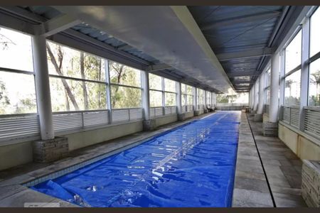 Apartamento à venda com 139m², 3 quartos e 3 vagasÁrea comum - Piscina