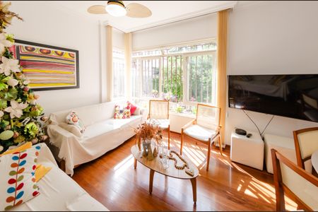 Apartamento à venda com 110m², 3 quartos e 1 vagaSala