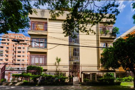 Apartamento à venda com 110m², 3 quartos e 1 vagaFachada