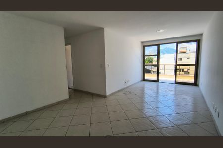 Sala de apartamento para alugar com 3 quartos, 214m² em Recreio dos Bandeirantes, Rio de Janeiro