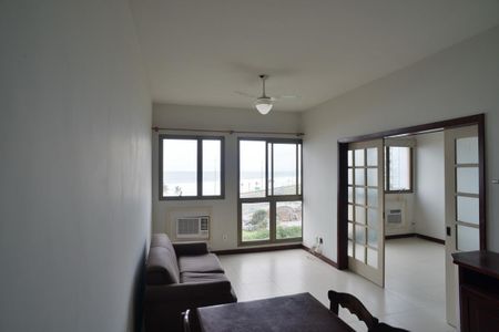Sala de apartamento para alugar com 1 quarto, 57m² em Barra da Tijuca, Rio de Janeiro