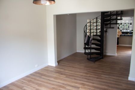 Sala de casa para alugar com 3 quartos, 180m² em Suíssa, Ribeirão Pires