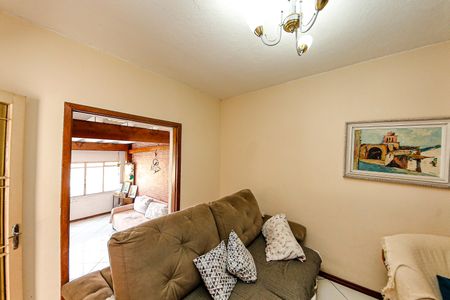 Casa para alugar com 2 quartos, 80m² em Vila Industrial, São Paulo