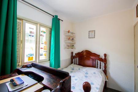 Casa à venda com 200m², 4 quartos e 2 vagas Casa à venda com 200m², 4 quartos e 2 vagasQuarto 4