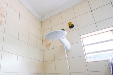 Casa à venda com 200m², 4 quartos e 2 vagas Casa à venda com 200m², 4 quartos e 2 vagasBanheiro social