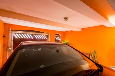 Casa à venda com 200m², 4 quartos e 2 vagas Casa à venda com 200m², 4 quartos e 2 vagasGaragem