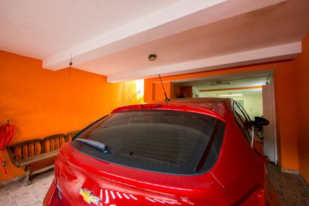 Casa à venda com 200m², 4 quartos e 2 vagas Casa à venda com 200m², 4 quartos e 2 vagasGaragem