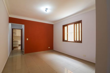 Casa para alugar com 125m², 3 quartos e 2 vagasSala