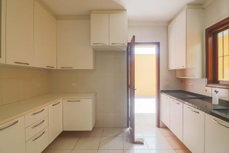 Casa para alugar com 125m², 3 quartos e 2 vagasCozinha