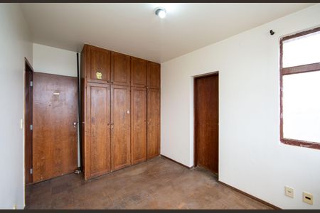 Apartamento à venda com 126m², 4 quartos e 2 vagasQUARTO4