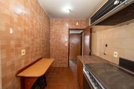 Apartamento à venda com 126m², 4 quartos e 2 vagasCOZINHA
