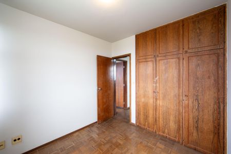 Apartamento à venda com 126m², 4 quartos e 2 vagasQUARTO2