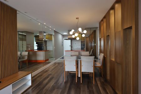 Sala de apartamento para alugar com 3 quartos, 83m² em Vila Curuçá, Santo André