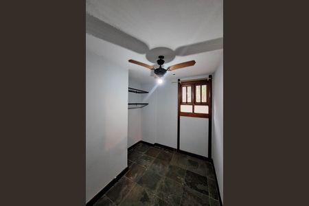 Casa de condomínio para alugar com 400m², 4 quartos e 4 vagasQuarto de Serviço 2