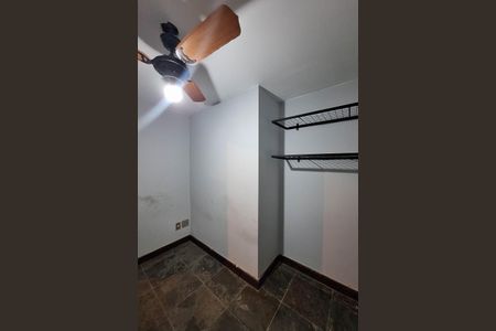 Casa de condomínio para alugar com 400m², 4 quartos e 4 vagasQuarto de Serviço 2