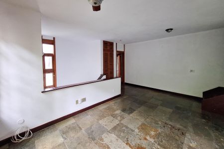 Casa de condomínio para alugar com 400m², 4 quartos e 4 vagasSala 4