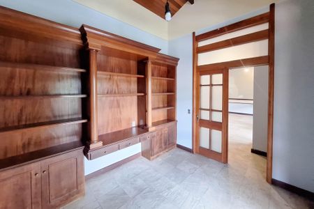 Casa de condomínio para alugar com 400m², 4 quartos e 4 vagasSala 2