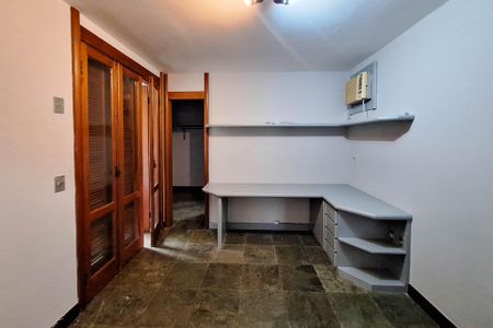 Casa de condomínio para alugar com 400m², 4 quartos e 4 vagasSuíte 4