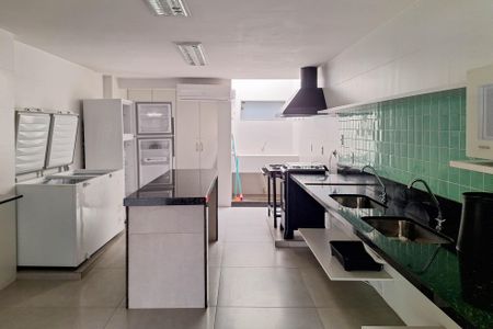 Casa de condomínio para alugar com 400m², 4 quartos e 4 vagasÁrea comum